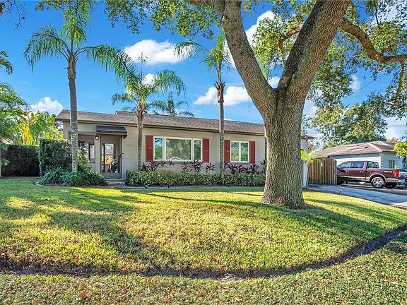 4th image of 1614 Curry Ford Rd