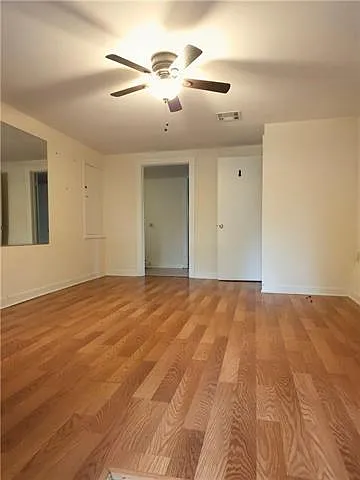 111 Stella St — Photo 17