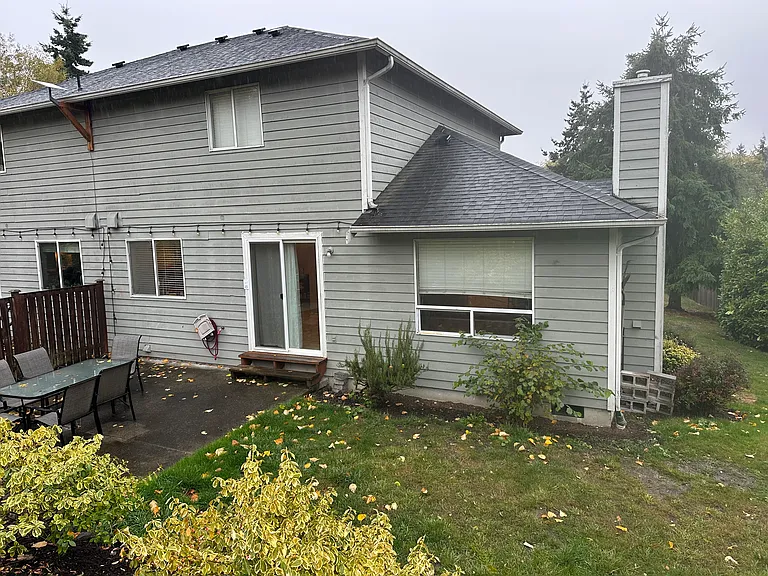 5123 9th Ave NE — Photo 5