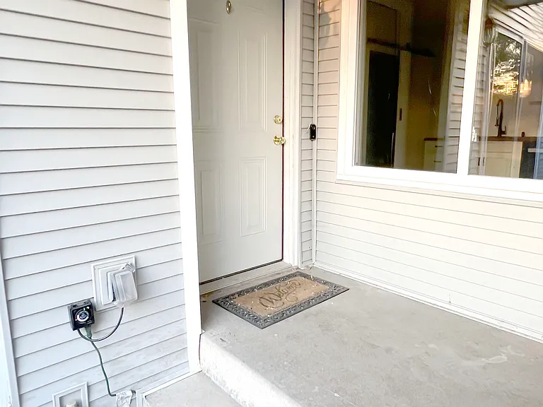 7694 Dunmore Rd — Photo 15