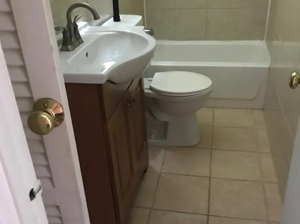 160-05 46th Ave #2, Flushing, NY 11358