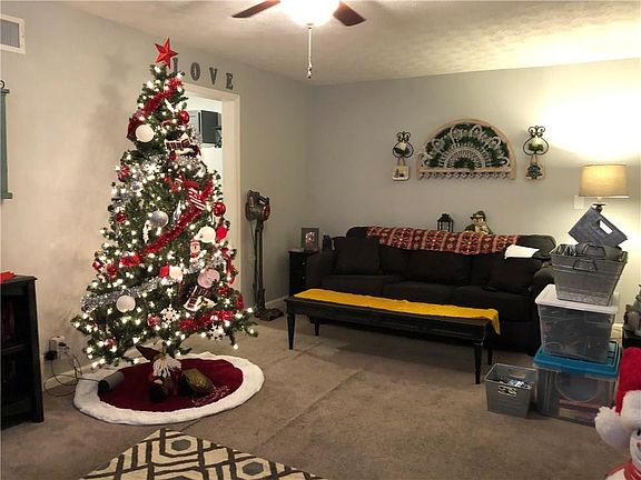 3rd image of 2020 Whalen Ave