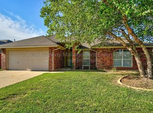 1921 NW 173rd St, Edmond, OK 73012