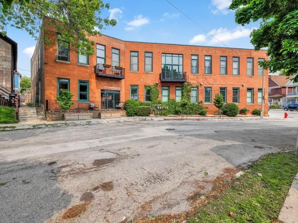 306 East Lincoln AVENUE #4, Milwaukee, WI 53207