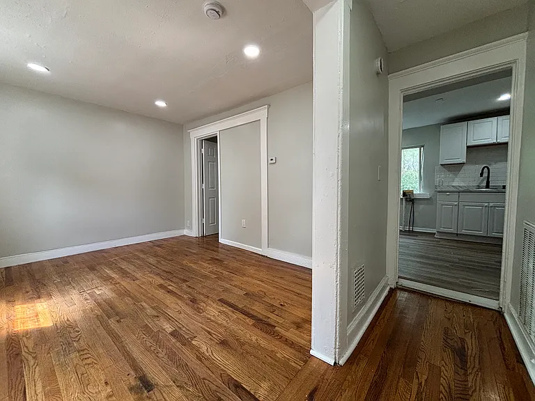 62 Miller St #1 — Photo 4
