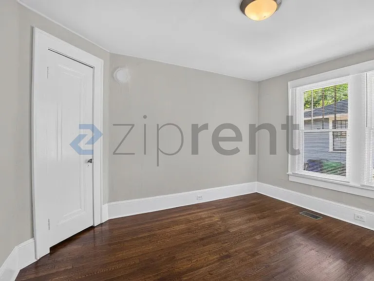 241 Stovall St SE — Photo 20