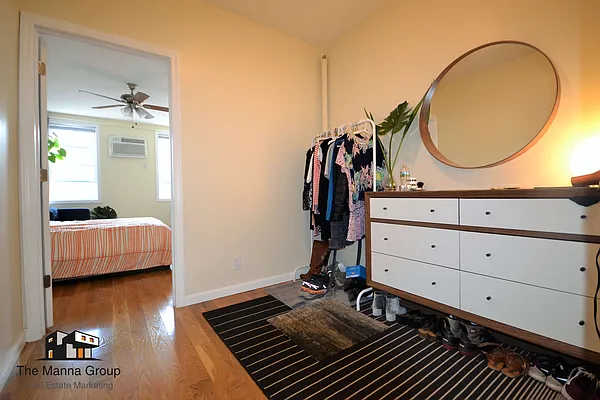 Rented by Bold New York | media 10