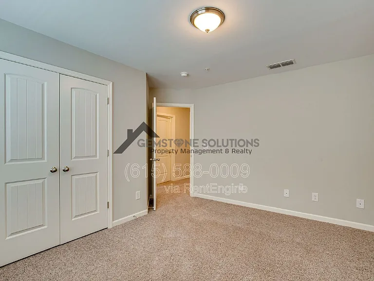 4018 Commons Dr — Photo 16
