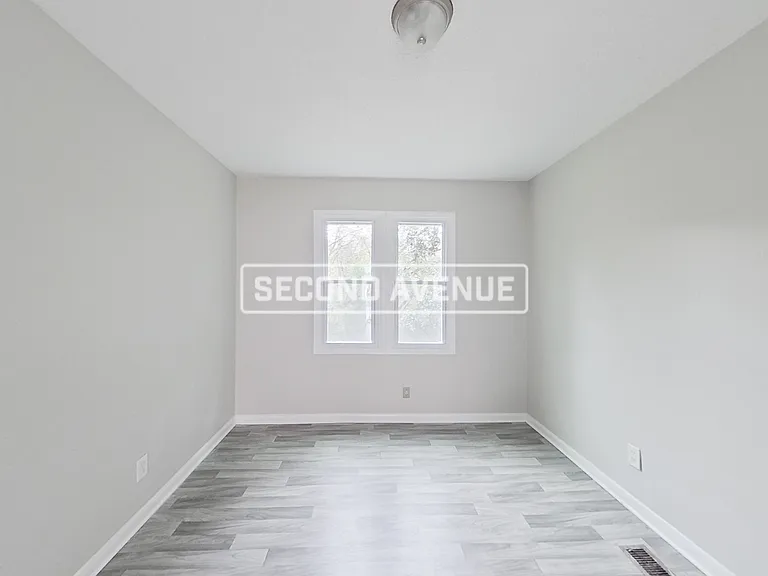 7825 Rugby Ct — Photo 5