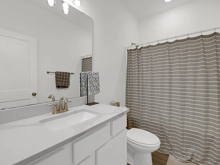 1549 Evergreen St — Photo 22