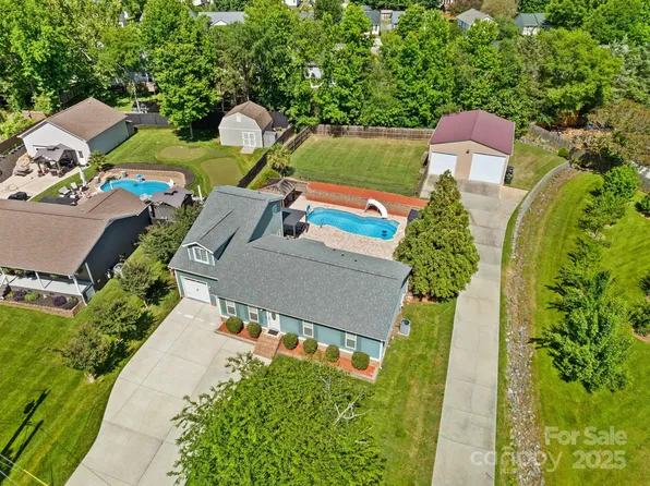 2908 Dylan Pl NW, Concord, NC 28027