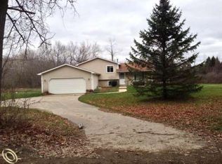 4760 Stanton Rd, Oxford, MI 48371
