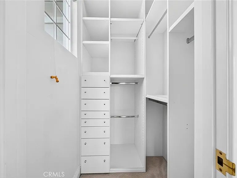 21004 Mendenhall Ct — Photo 52