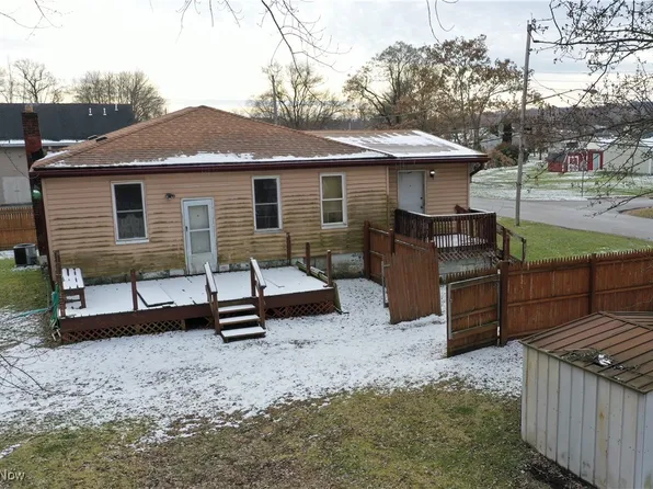 437 Frank St, Barberton, OH 44203