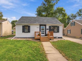 1504 S Grange Ave, Sioux Falls, SD 57105