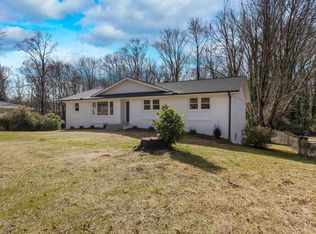 11 Longmeadow Rd, Taylors, SC 29687