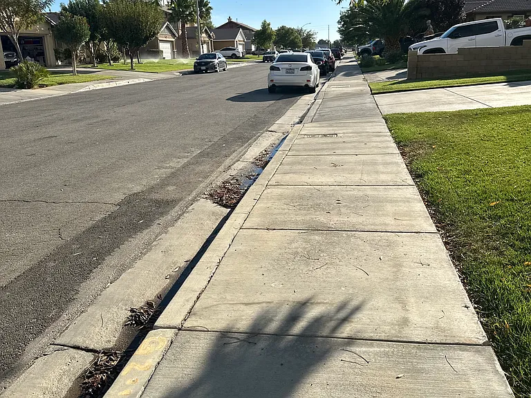 Saddleback Dr — Photo 1
