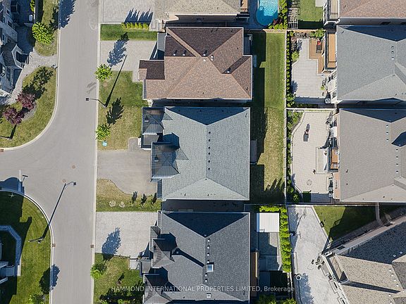 5th image of 19 Little Celeste Ct