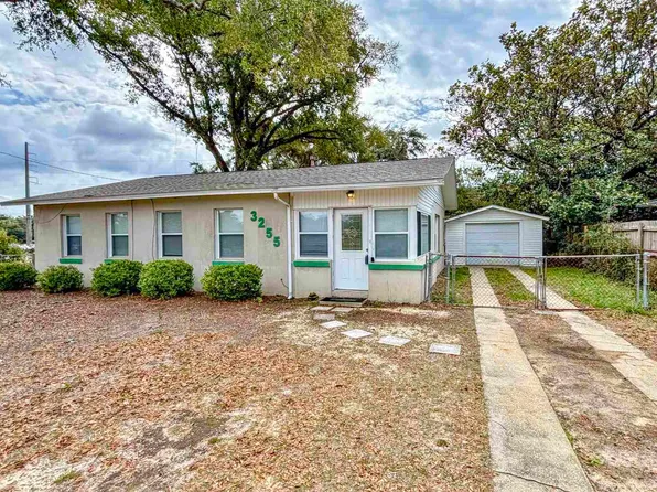 3255 Marques St, Pensacola, FL 32505