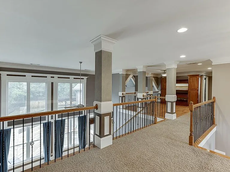 940 Chateau Forest Rd — Photo 40