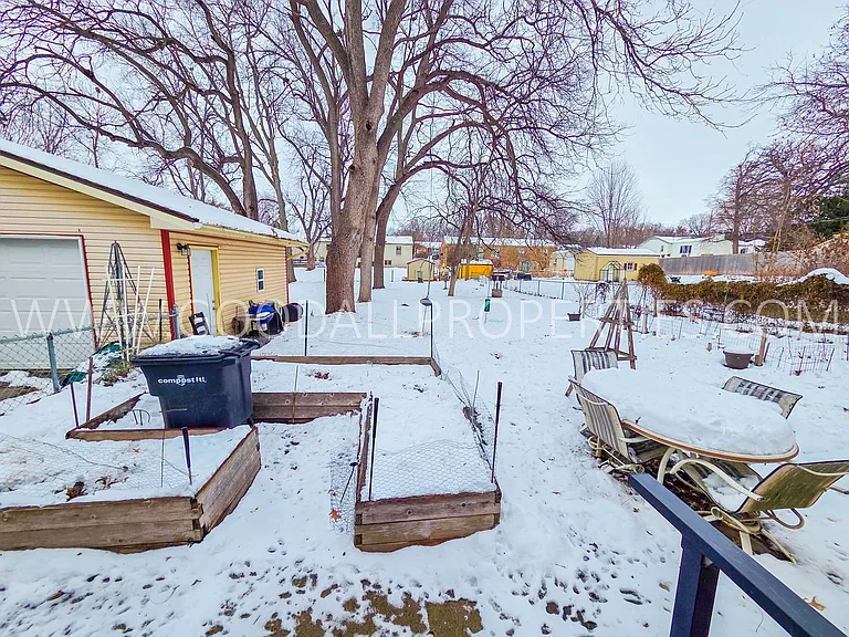 7035 Forest Ct — Photo 21