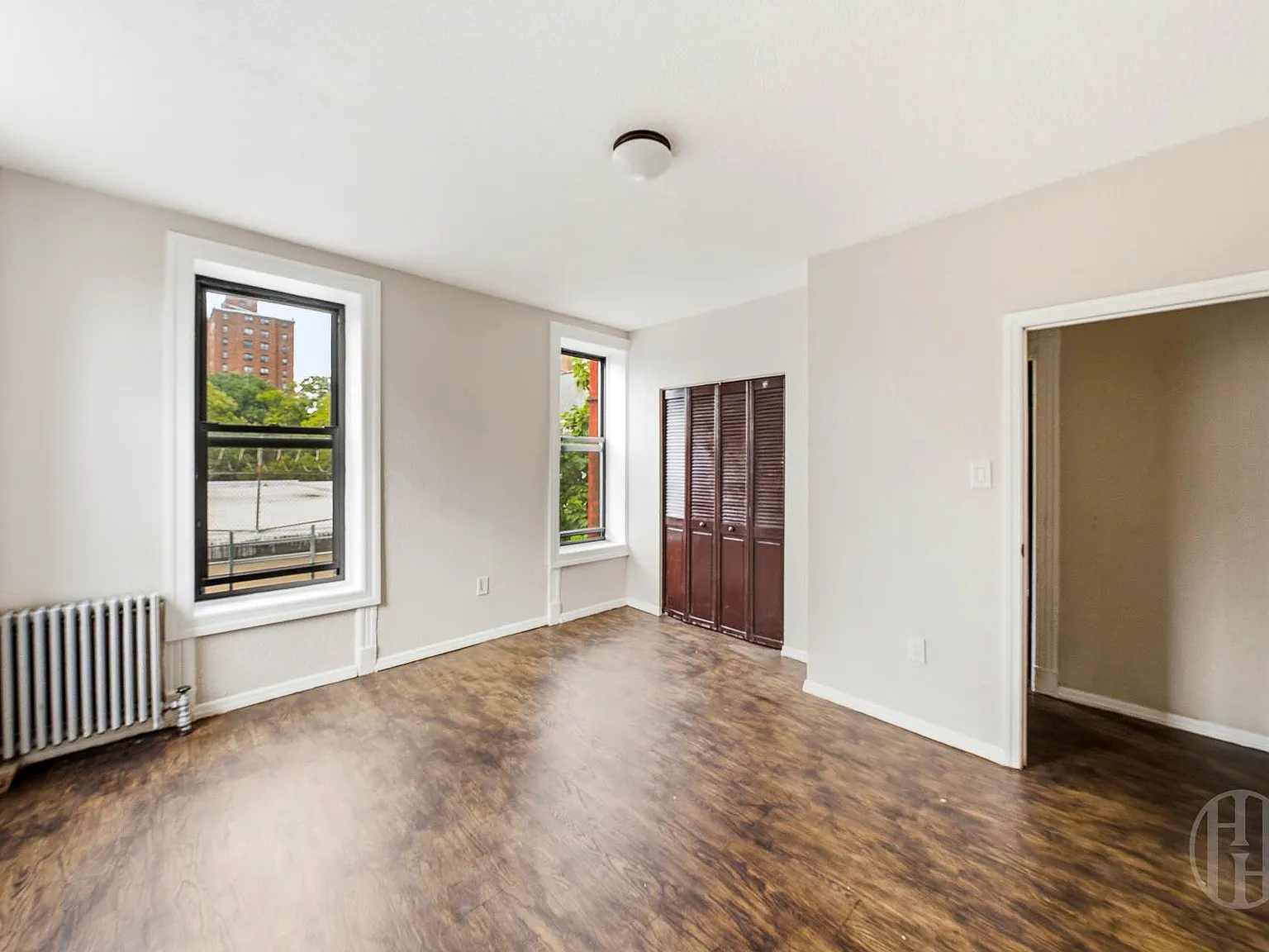 207 Hull Street — Photo 2