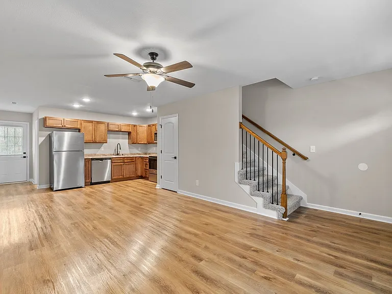 1655 Evans Rd #C2 — Photo 3