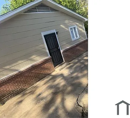 3540 Cottage St — Photo 2