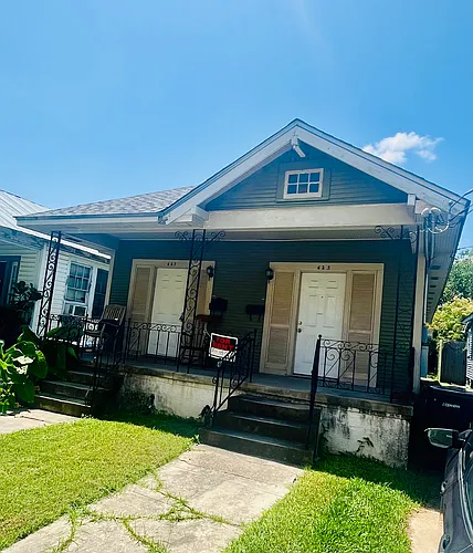 625 N Scott St Photo 1