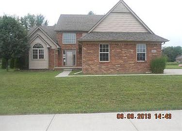 1st image of 29235 Bradbury Dr #2