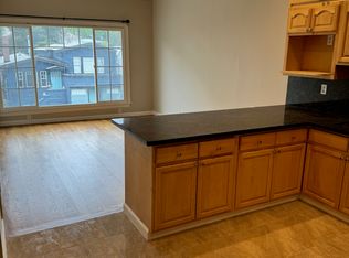 1517 Macarthur Blvd APT 5, Oakland, CA 94602