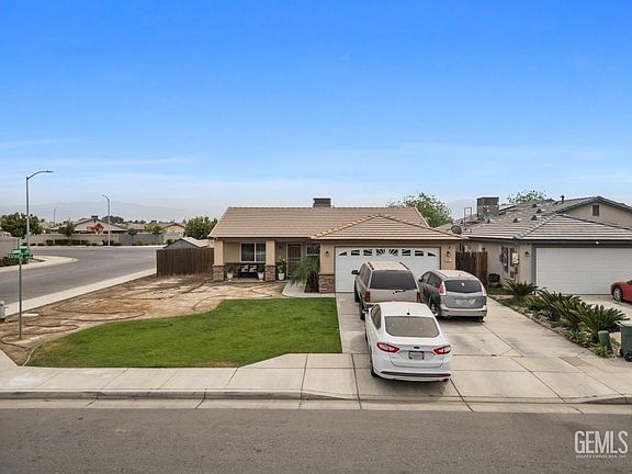 3rd image of 6301 Estavez St