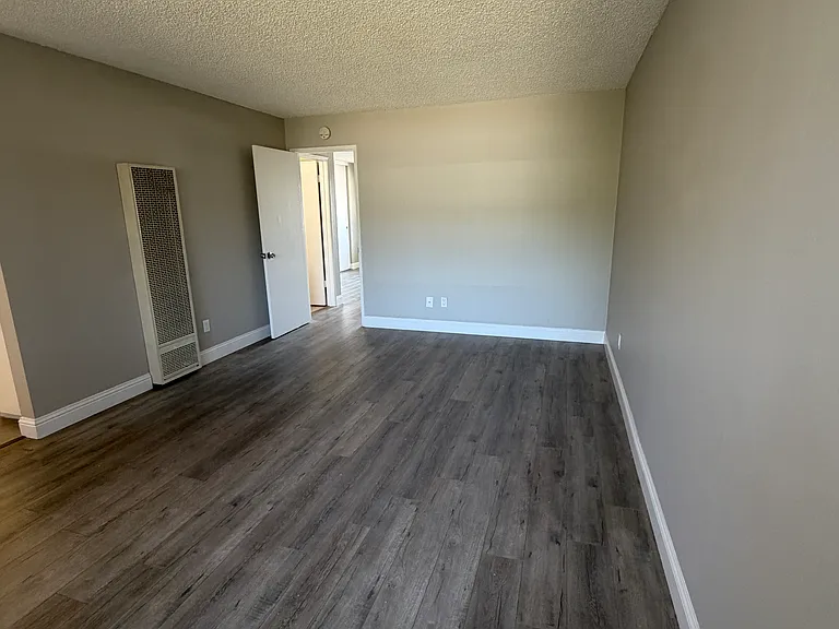 1590 162nd Ave #10 — Photo 10