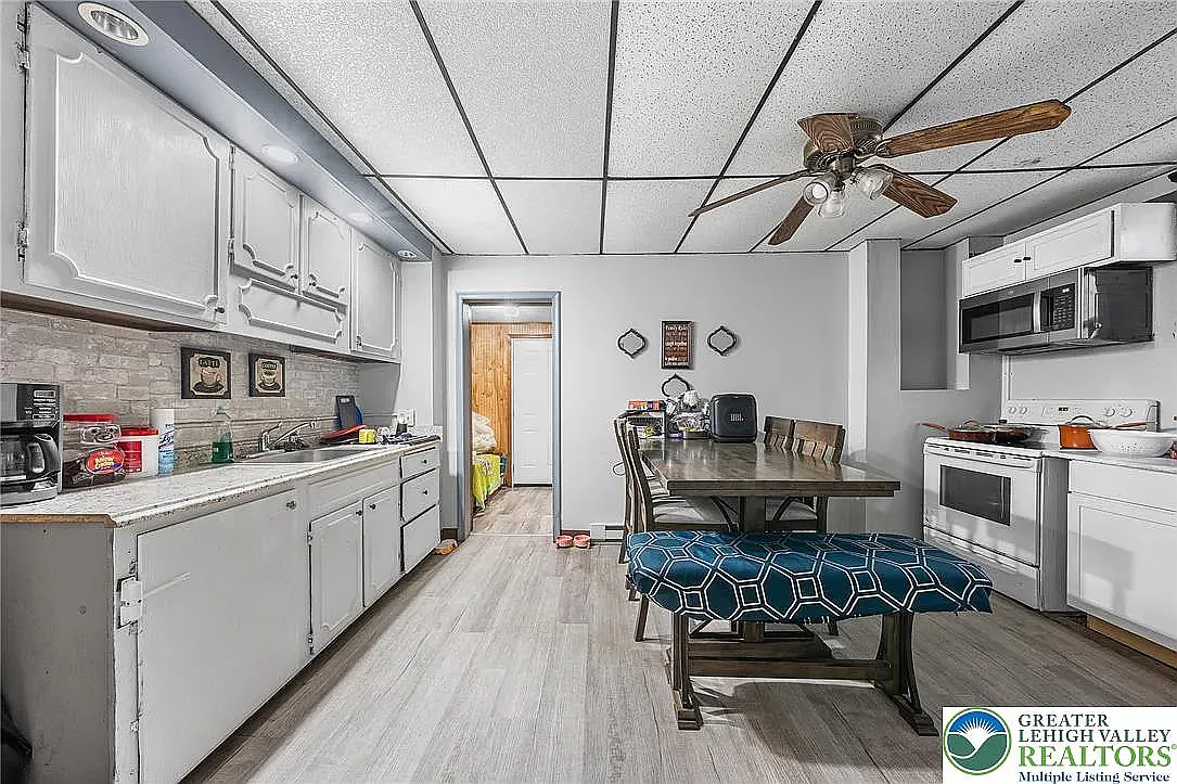 5 bed, 1550 sqft, $650 — Photo 3