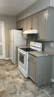 3 bed, 2.0 bath, 1774 sqft, $1,695 — Photo 3