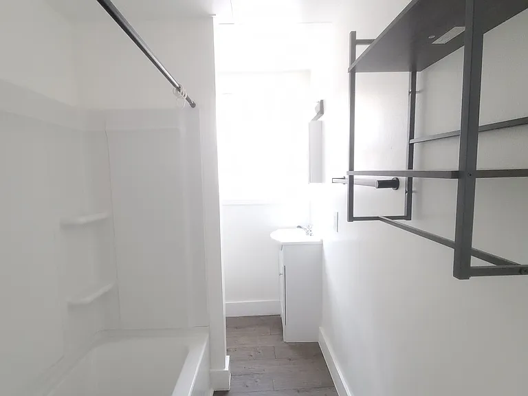 750 Bleecker St #2-R — Photo 10