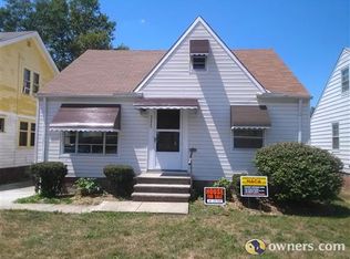 5220 Arch St, Maple Heights, OH 44137