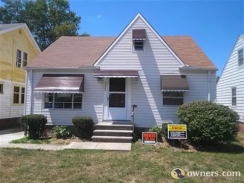 5220 Arch St photo 1