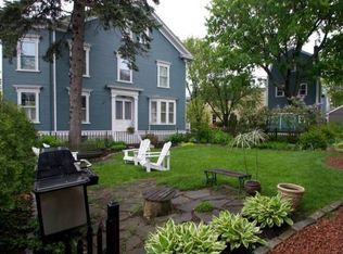 95 Essex St, Salem, MA 01970