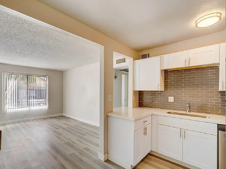 Copper Canyon Apartments — Photo 20