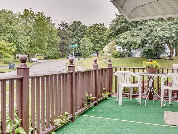 2nd image of 2380 Suncrest Dr