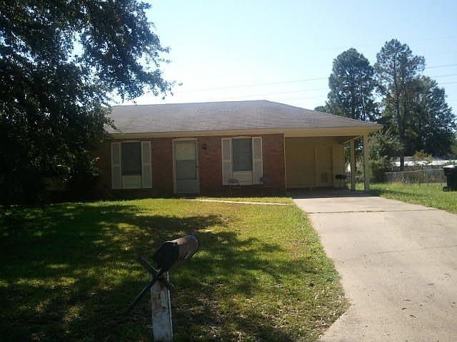 2nd image of 729 Fairview Ave