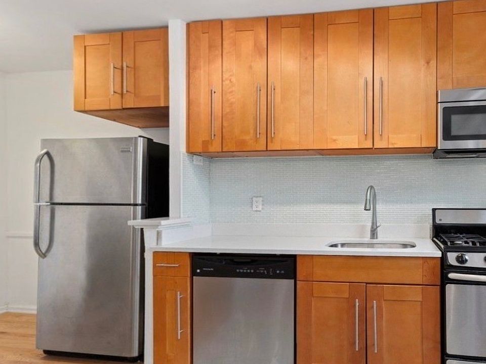 2nd image of 67-40 Yellowstone Blvd APT 7A
