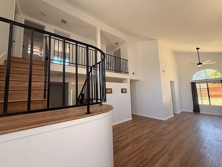 7538 Hawks Peak Way — Photo 5