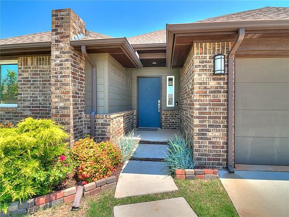 2nd image of 17804 Black Hawk Cir