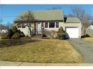 164 Gubernat Dr, South Plainfield, NJ
