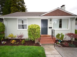 8246 Corliss Ave N, Seattle, WA 98103
