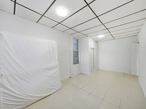 222 47th Street image 16 of 28