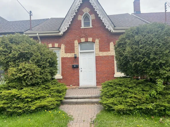 231 Clinton St, Toronto, ON M6G 2Y4