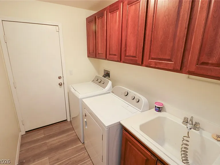 1510 Plaza Centre Dr #105 — Photo 21